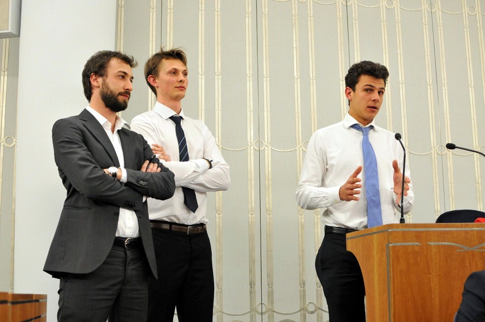 wywiad ze zwycięzcami WNR 2015 WARSAW NEGOTIATION ROUND 2015 MISTRZOSTW ŚWIATA W NEGOCJACJACH